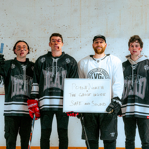 男人狂插女人下体试看
